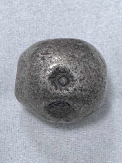 เงินพดด้วง 1 บาท สมัยรัตนโกสินทร์ รัชกาลที่ 2 ตราครุฑ -จักร น้ำหนัก 15.00 กรัม ไม่เจาะรู ไม่เชื่อม รูปที่ 2