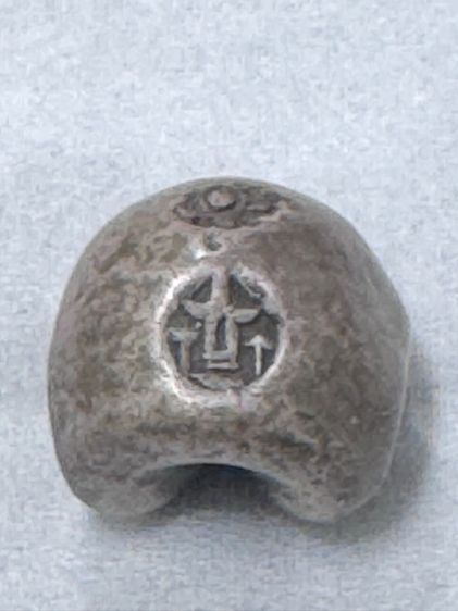 เงินพดด้วง 1 บาท สมัยรัตนโกสินทร์ รัชกาลที่ 3 ตราปราสาท -จักร น้ำหนัก 15.00 กรัม ไม่เจาะรู ไม่เชื่อม