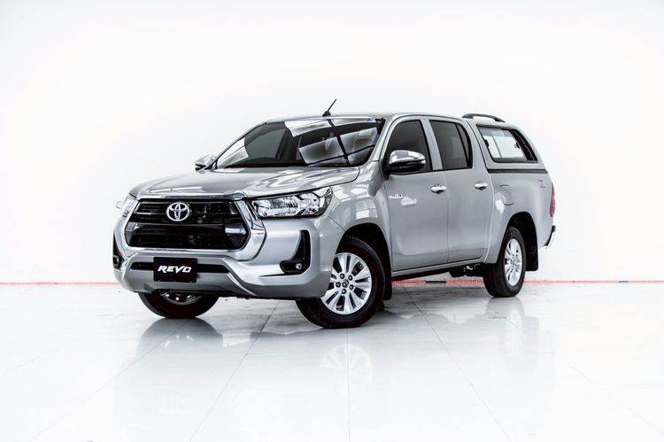 รถ Toyota Hilux Revo Double Cab 2.4 Mid Z Edition สี เทา