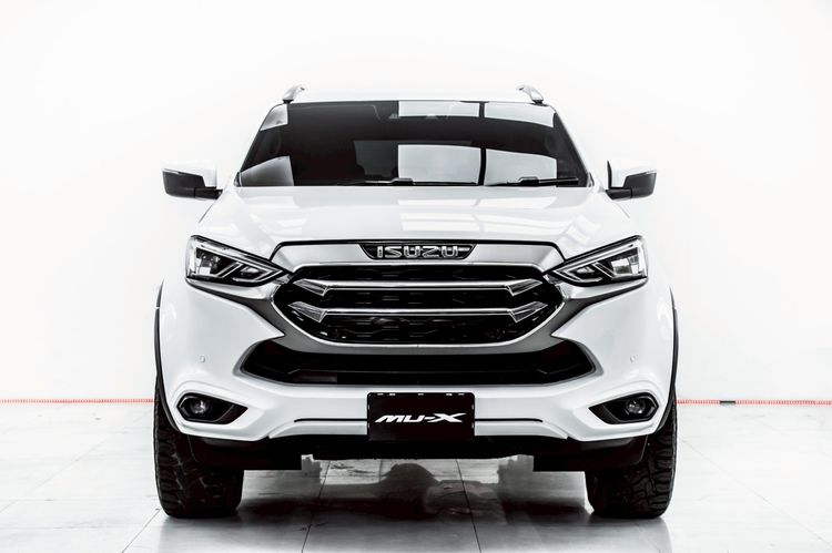 Isuzu MU-X 2023 3.0 Ultimate AT 4WD Utility-car ดีเซล ไม่ติดแก๊ส เกียร์อัตโนมัติ ขาว รูปที่ 4