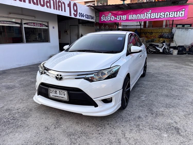รถ Toyota Vios 1.5 S สี ขาว