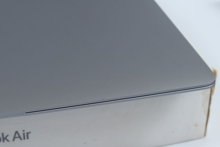 Macbook Air M1 13" 8.256GB รูปที่ 9