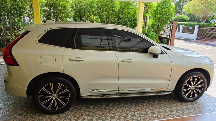 Volvo XC60 2020 2.0 T8 Plug-in Hybrid AWD Inscription Utility-car เบนซิน ไม่ติดแก๊ส เกียร์อัตโนมัติ ขาว รูปที่ 2
