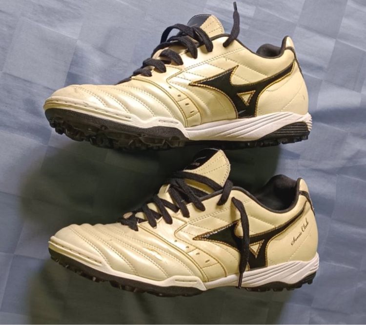Mizuno TF ร้อยปุ่ม รูปที่ 2