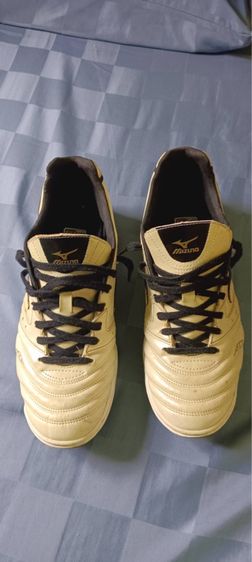 รองเท้าฟุตบอล Mizuno TF ร้อยปุ่ม