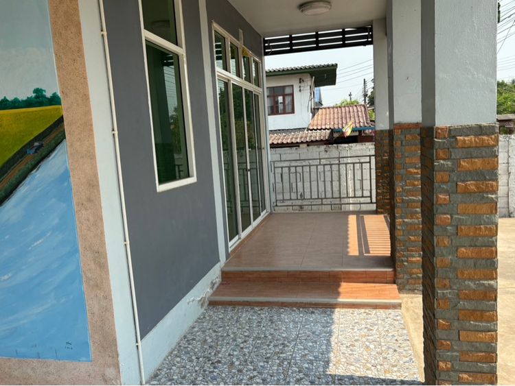 มีบางส่วน 2016 บ้านชั้นเดียวโถงสูงพร้อมที่ดิน รูปที่ 2