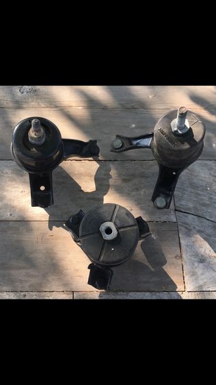 ยางแท่นเครื่อง TOYOTA คัมรีื ACV 50 51 เครื่องยนตร์ 2.0 