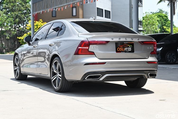 Volvo S60 2021 2.0 T8 R-Design 4WD Sedan ปลั๊กอินไฮบริด (PHEV) ไม่ติดแก๊ส เกียร์อัตโนมัติ น้ำตาล รูปที่ 3