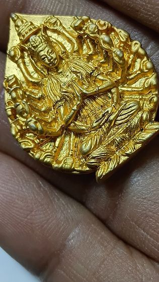 เหรียญหล่อเจ้าแม่กวนอิม ตำหนักเตาปูนปี 46 รูปที่ 3