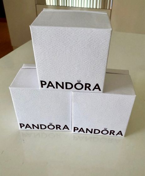 กล่องเครื่องประดับ Pandora ของแท้จาก เคาน์เตอร์ไทย มือสอง