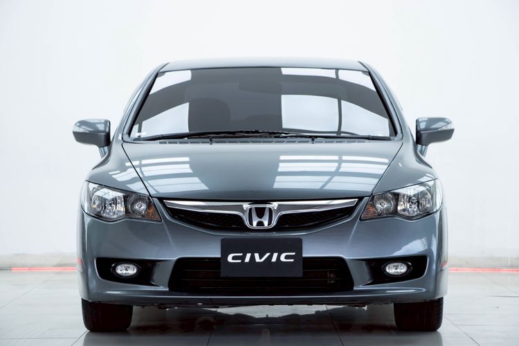 Honda Civic 2010 1.8 E i-VTEC Sedan เบนซิน ไม่ติดแก๊ส เกียร์อัตโนมัติ เทา รูปที่ 4