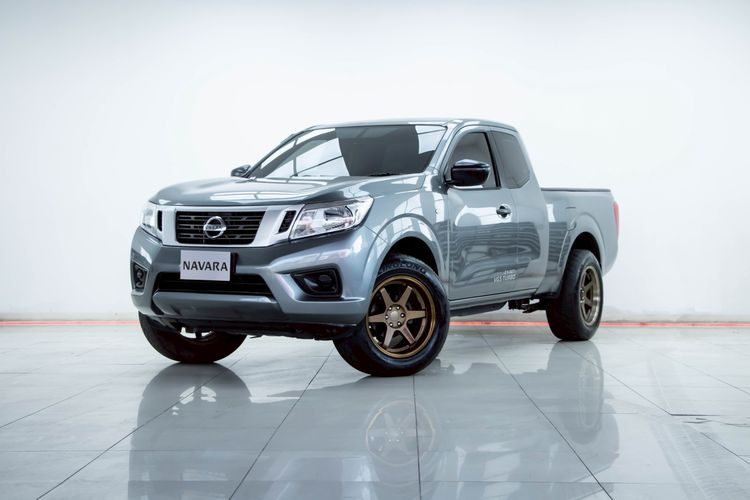 รถ Nissan NP300-NAVARA 2.5 Calibre E สี เทา
