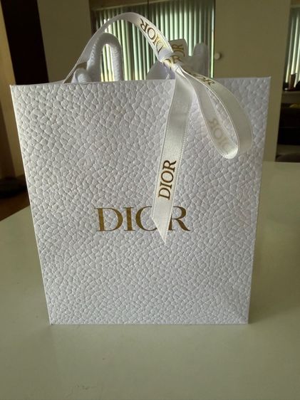 ถุงกระดาษ กล่อง ถุงผ้าDior แบรนด์ของแท้ จากเคาน์เตอร์ไทย มือสอง รูปที่ 8