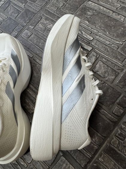 รองเท้า รูปที่ 2