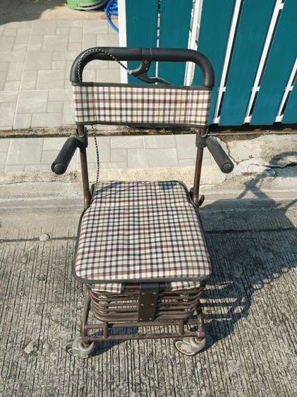 รถเข็นพร้อมใส่ของได้ รูปที่ 2