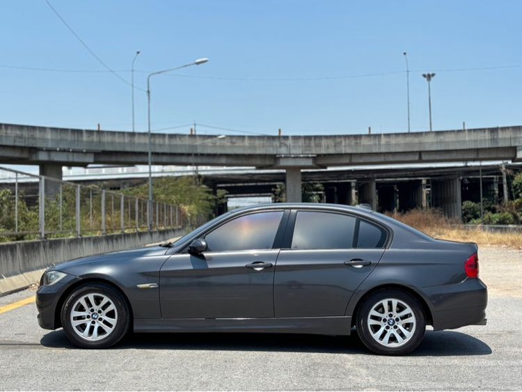 BMW Series 3 2006 320i Sedan เบนซิน ไม่ติดแก๊ส เกียร์อัตโนมัติ เทา รูปที่ 4