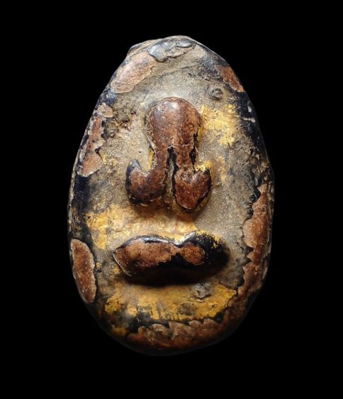 พระปิดตาเก่า เนื้อผงคลุกรักปิดทอง