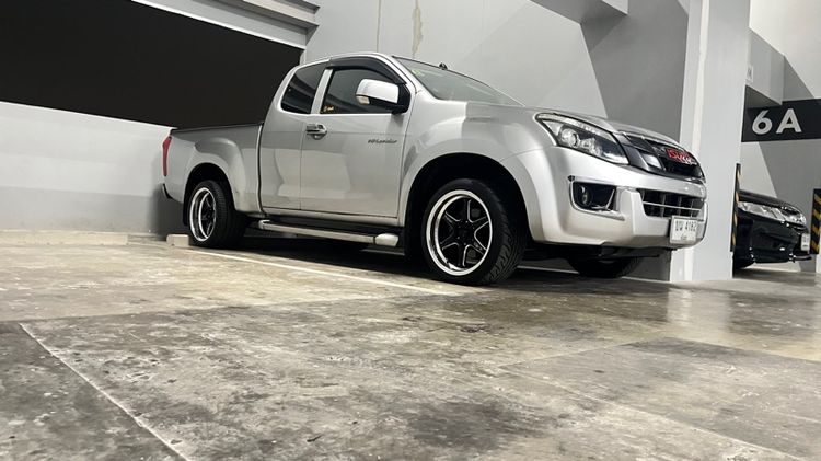 Isuzu D-MAX 2015 2.5 Hi-Lander Z Prestige Ddi VGS Turbo Pickup ดีเซล เกียร์ธรรมดา เทา รูปที่ 2