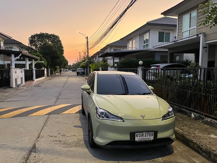 Neta V 2023 Sedan ไฟฟ้า ไม่ติดแก๊ส เกียร์อัตโนมัติ เขียว รูปที่ 2