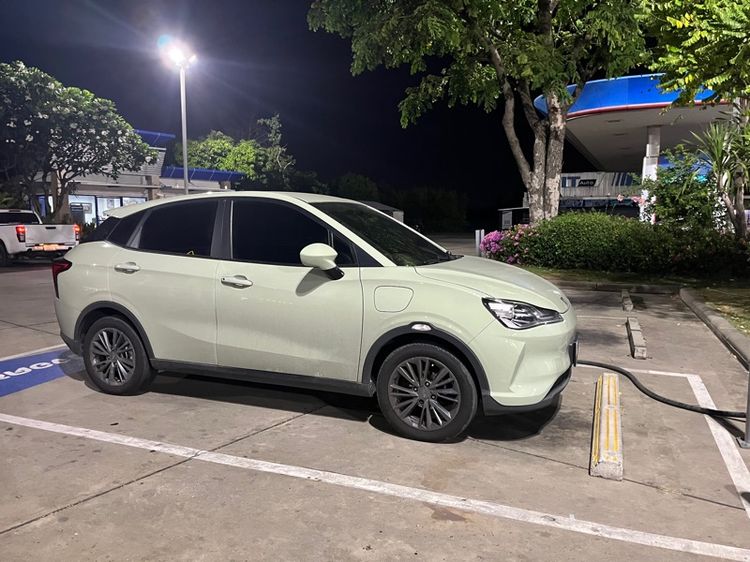 Neta V 2023 Sedan ไฟฟ้า ไม่ติดแก๊ส เกียร์อัตโนมัติ เขียว รูปที่ 3