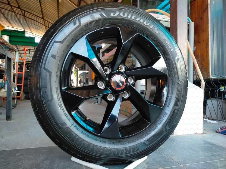 แม็กอีซูซุ ขอบ17 พร้อมยางบริสโตน 235 601 7 ปี24 ใส่ isuzu ตัวเตี้ยตั้งแต่ปี 20ขึ้นไป  ถึงปัจจุบัน รูปที่ 2