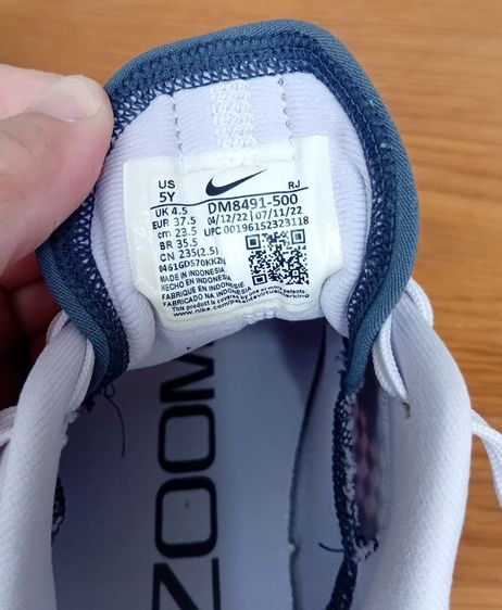 รองเท้าผ้าใบผู้หญิงไนกี้ Nike รุ่น AirZoom (มือสอง) รูปที่ 3