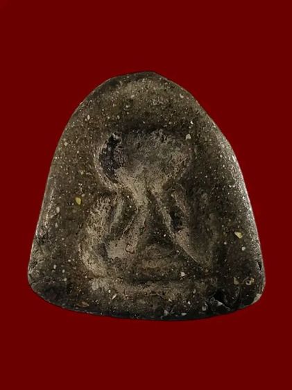 ปิดตาหลังแบบ หลวงพ่อปาน สัดเครือวัลย์ ชลบุรีปี2484-2517เป็นเนื้อคลุกรัก พิมพ์เล็ก สวยคมชัดลึก แท้น่าสะสมคับ รูปที่ 2