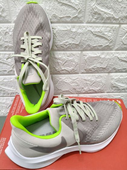 รองเท้า nike zoom มือ 1
