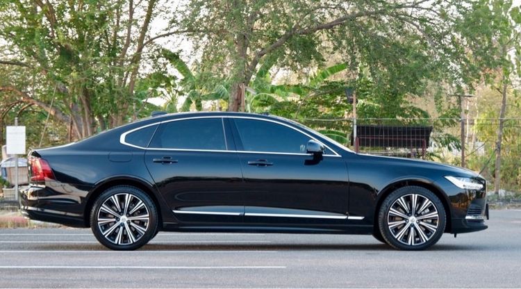 Volvo S90 2023 Recharge Ultimate Bright T8 4WD Sedan ปลั๊กอินไฮบริด (PHEV) ไม่ติดแก๊ส เกียร์อัตโนมัติ ดำ รูปที่ 4