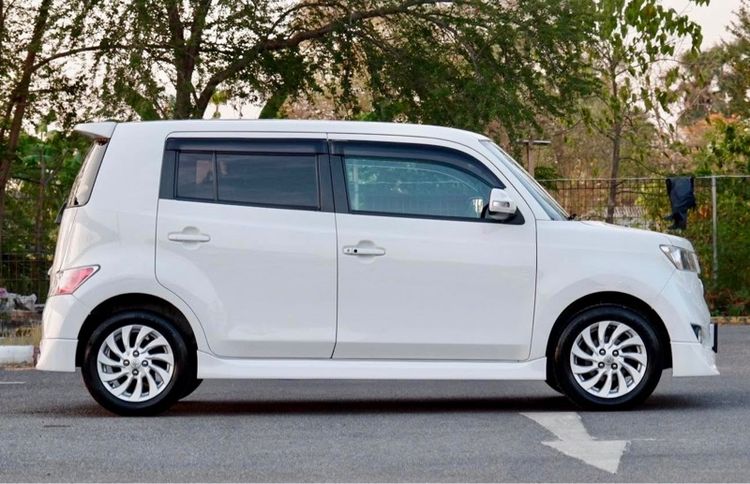 Toyota BB 2010 1.5 Z Sedan เบนซิน ไม่ติดแก๊ส เกียร์อัตโนมัติ ขาว รูปที่ 4