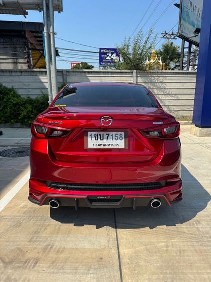Mazda Mazda 2 2020 1.3 Skyactiv-G S Leather Sedan Sedan เบนซิน ไม่ติดแก๊ส เกียร์อัตโนมัติ แดง รูปที่ 4