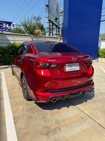 Mazda Mazda 2 2020 1.3 Skyactiv-G S Leather Sedan Sedan เบนซิน ไม่ติดแก๊ส เกียร์อัตโนมัติ แดง รูปที่ 3