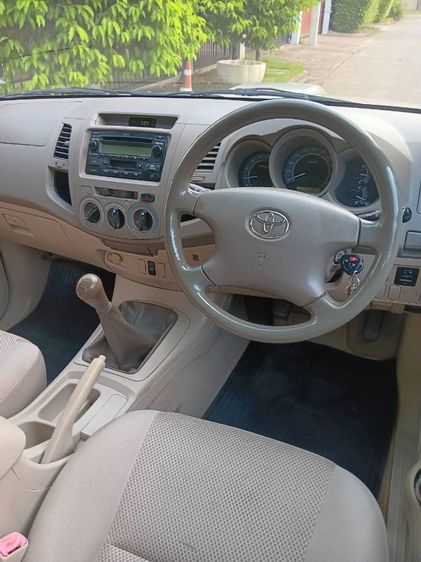 Toyota Hilux Vigo 2007 2.5 E Pickup ดีเซล ไม่ติดแก๊ส เกียร์ธรรมดา เทา รูปที่ 4