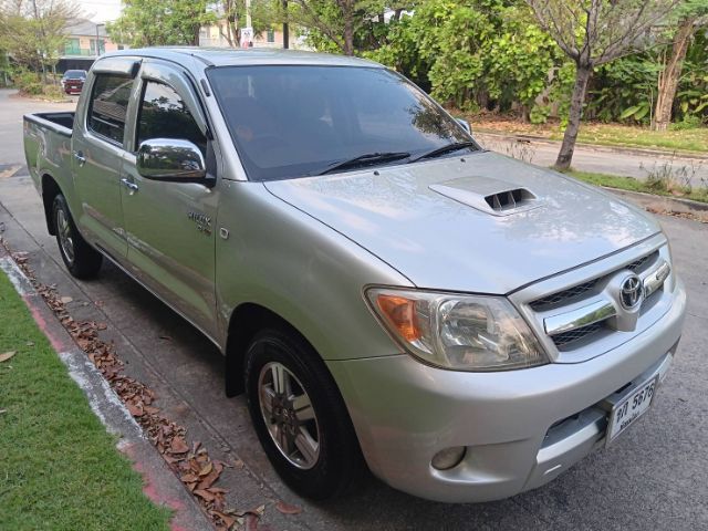 Toyota Hilux Vigo 2007 2.5 E Pickup ดีเซล ไม่ติดแก๊ส เกียร์ธรรมดา เทา รูปที่ 3