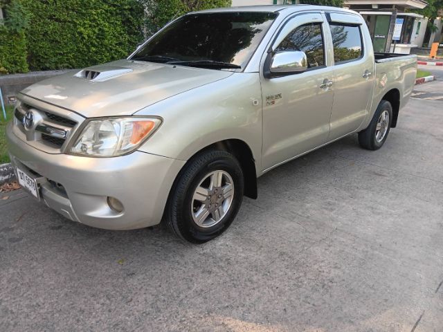 Toyota Hilux Vigo 2007 2.5 E Pickup ดีเซล ไม่ติดแก๊ส เกียร์ธรรมดา เทา รูปที่ 2