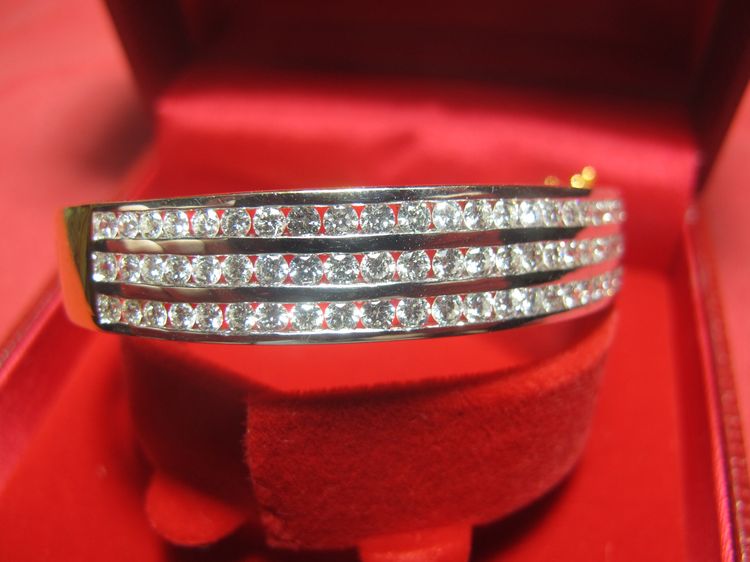 กำไลข้อมือผู้หญิงทองคำฝังเพชรเบลเยี่นมคัดแท้น้ำสวย เพชร7ตัง ค ์75เม็ด รวม5.4ct ทอง35g งดงาม  รูปที่ 6