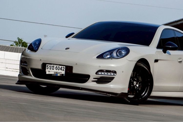 Porsche Cayenne 2012 3.0 E-Hybrid 4WD Utility-car ไฮบริด ไม่ติดแก๊ส เกียร์อัตโนมัติ เทา รูปที่ 2