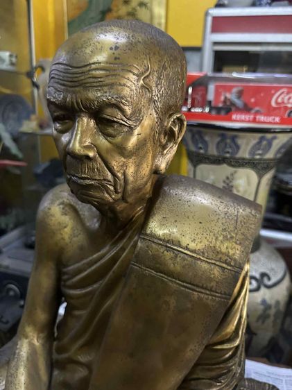  พระบูชาหน้าตัก16นิ้ว หลวงปู่บุญมีองค์ใหญ่มากๆ  หลวงปู่บุญมี โชติปาโล วัดสระประสานสุสภาพสวยเดิมๆสร้างน้อย รับปะกันแท้ กทม นัดรับได้เลยนะครับ รูปที่ 16