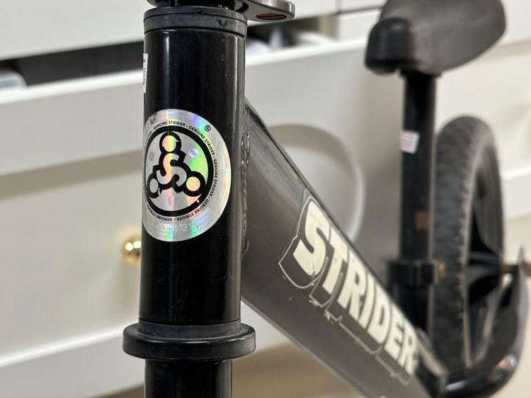 Strider Sport Size 12 Balance Bike ขาไถ  จักรยาน ขาไถ เด็ก มือสอง แท้ จาก ญี่ปุ่น รูปที่ 6