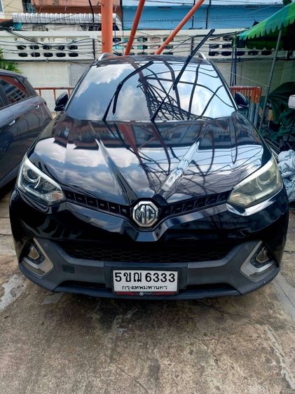 รถ MG GS 1.5 TX สี ดำ