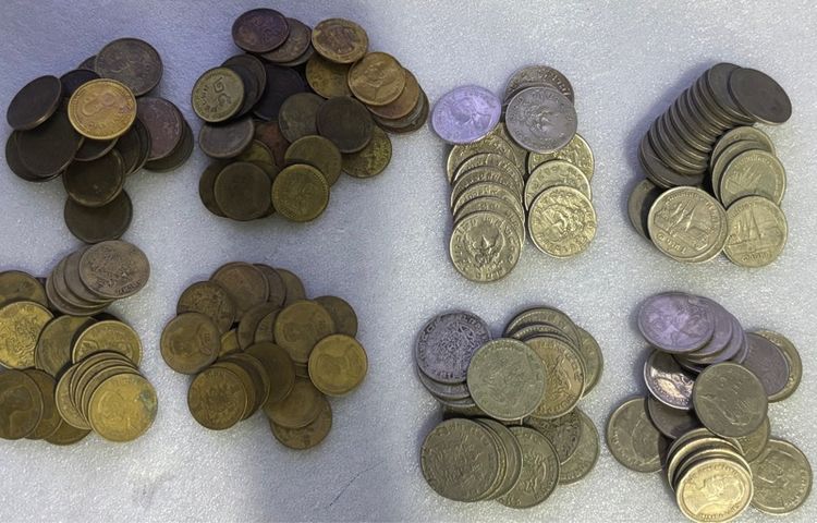 เหรียญไทย เหรียญกษาปณ์ชนิดราคาหนึ่งบาท50สต.25สต.