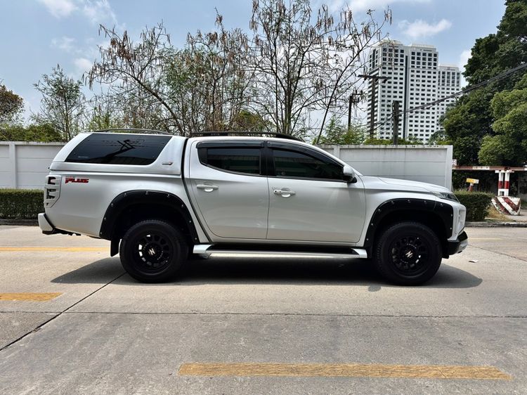 Mitsubishi Triton 2022 2.4 GT Premium Plus Pickup ดีเซล ไม่ติดแก๊ส เกียร์อัตโนมัติ ขาว รูปที่ 3
