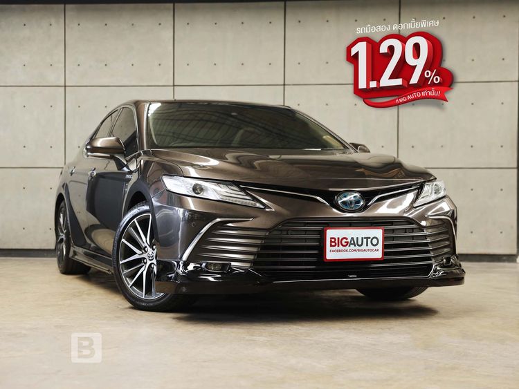รถ Toyota Camry 2.5 HEV Premium สี เทา