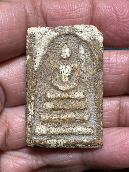 พระสมเด็จเนื้อเก่า มีคราบกรุ