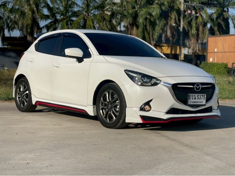 Mazda Mazda 2 2016 1.5 XD Sports Sedan ดีเซล ไม่ติดแก๊ส เกียร์อัตโนมัติ ขาว รูปที่ 3