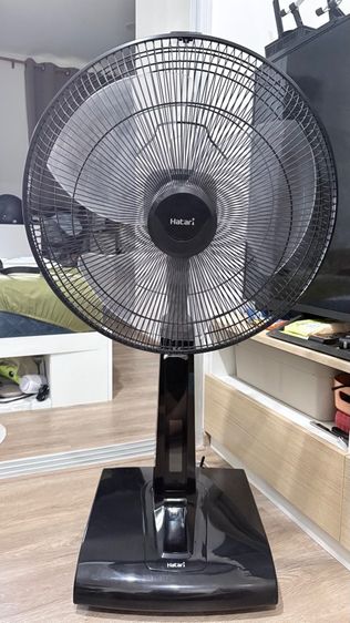 Hatari 18 นิ้ว รุ่น Slide Smart L1