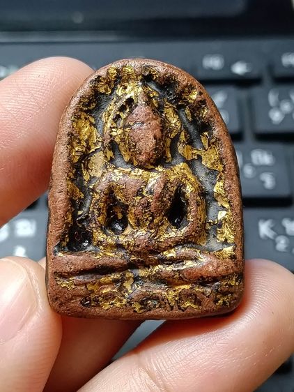 พระซุ้มกอวัดพิกุล