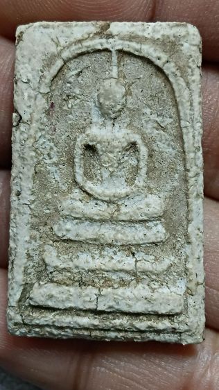 พระสมเด็จ พิมพ์ใหญ่ ตามภาพ