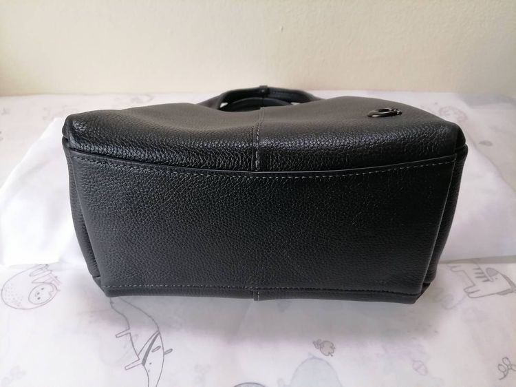 กระเป๋าCoachใหม่ ของแท้ จากshop USA Coach Lana Shoulder Bag 23 Black รูปที่ 6