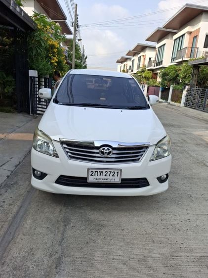 Toyota Innova 2013 2.0 G เบนซิน LPG เกียร์อัตโนมัติ ขาว รูปที่ 4